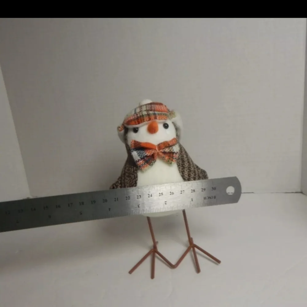 Plaid Brown and‎ White Bird Decor
